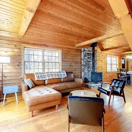 Modern Log Cabin With Vineyard Views